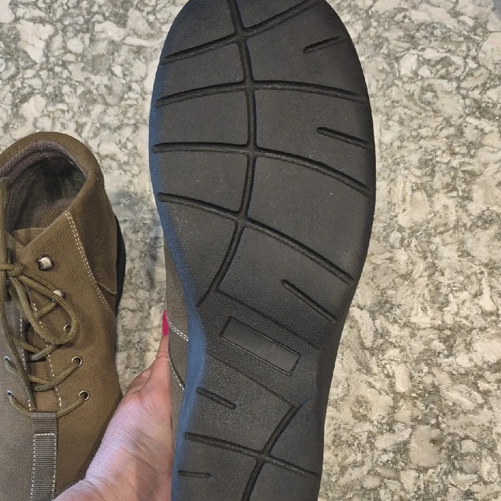 White Mountain Lisa Waterproof Hiking Boots In Olive Green NWOT
